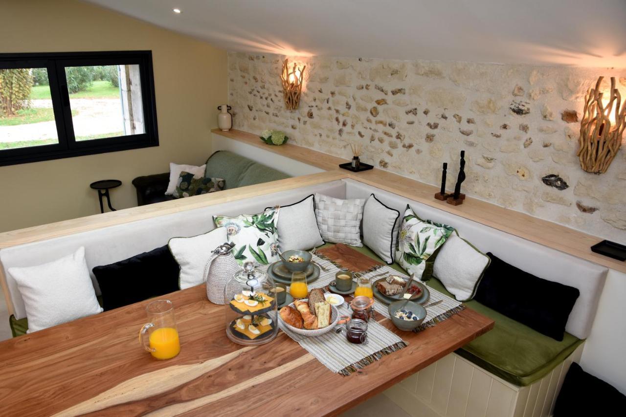 Girauderies Chambres D'Hotes/B+B Floirac  Kültér fotó